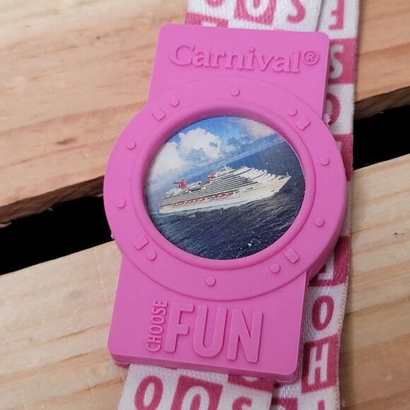 Carnival Cruise Pink & White Lanyard w/ Porthole Picture and Removeable Clip - Picture 2 of 5